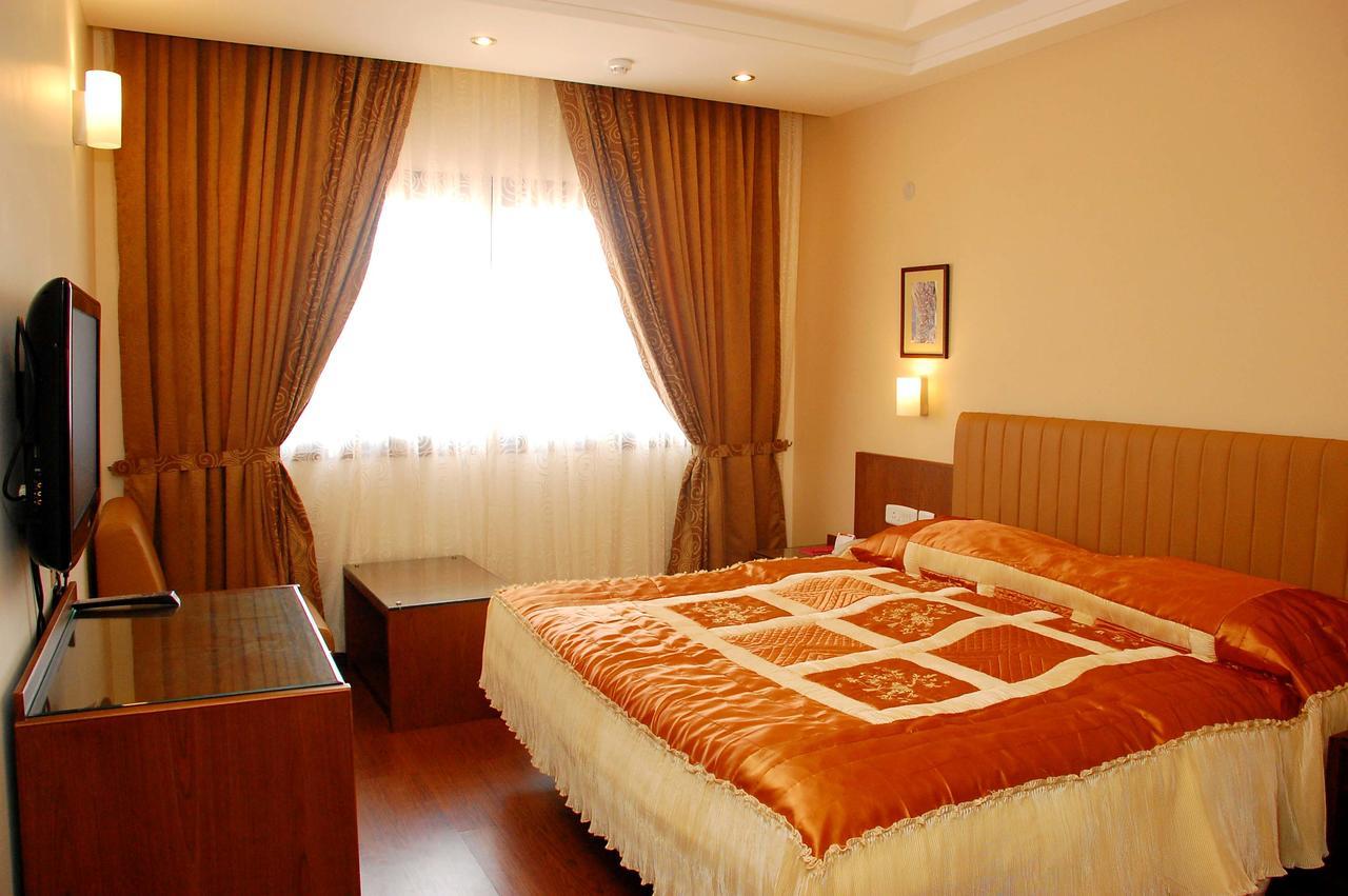 Hotel Deepa Comforts Mangalore Exterior photo